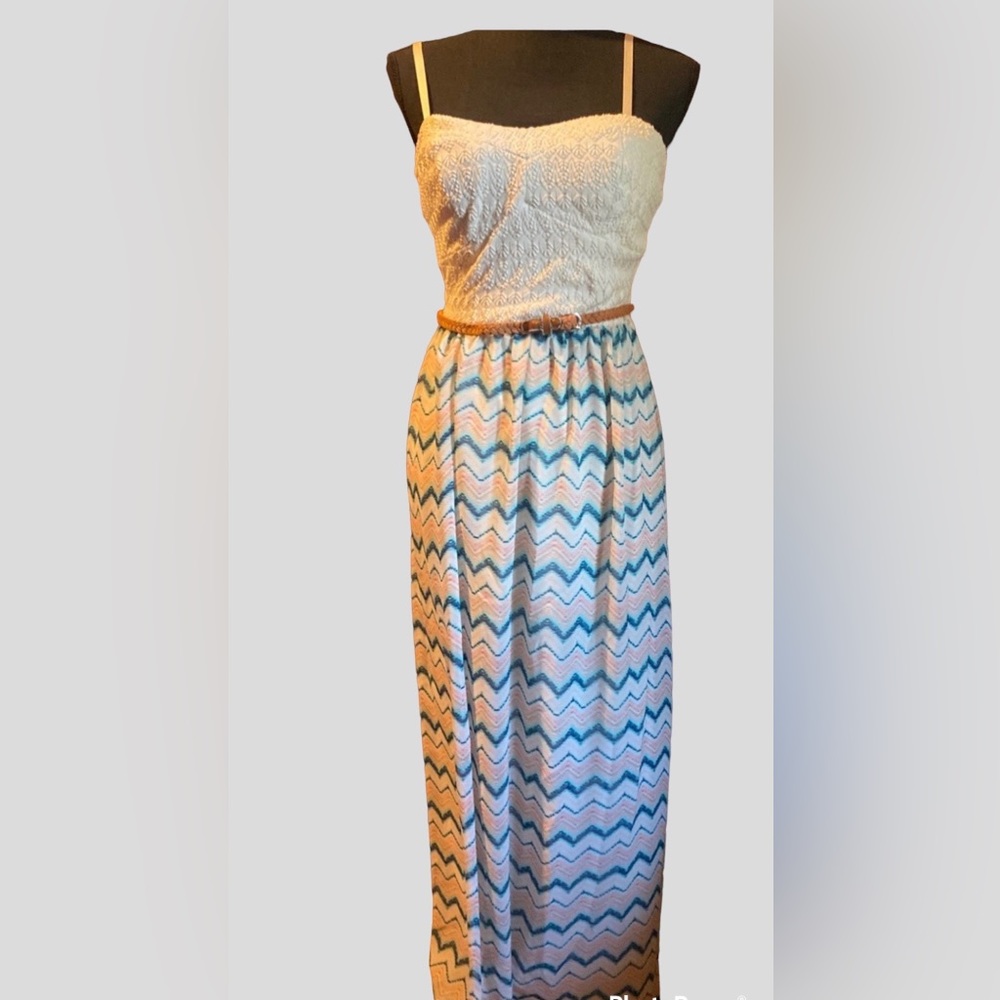 Lily Rose dress, size medium